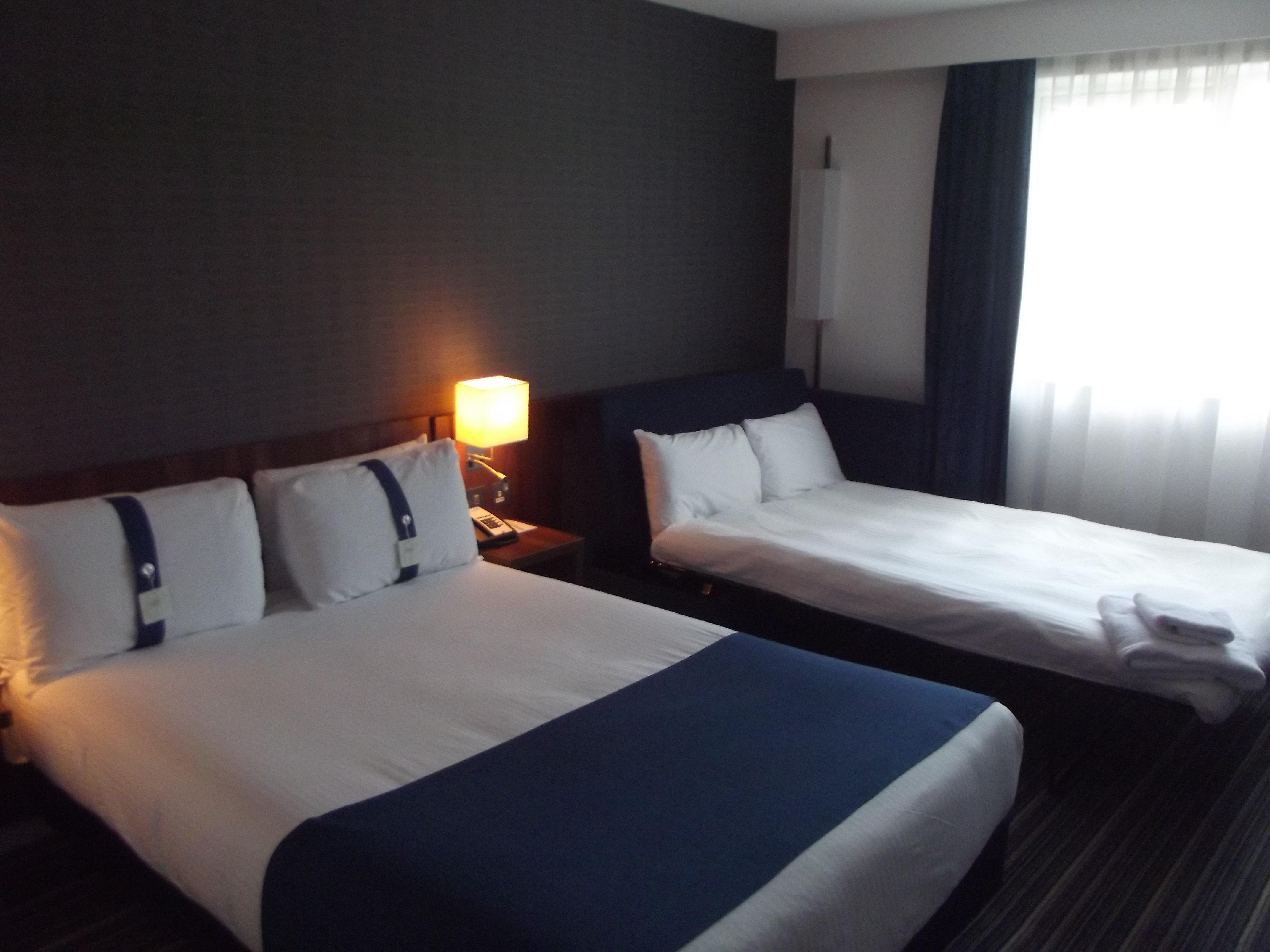 Holiday Inn Express Preston South By Ihg מראה חיצוני תמונה