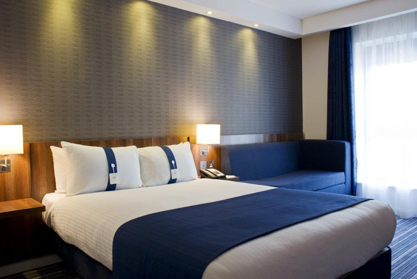 Holiday Inn Express Preston South By Ihg מראה חיצוני תמונה